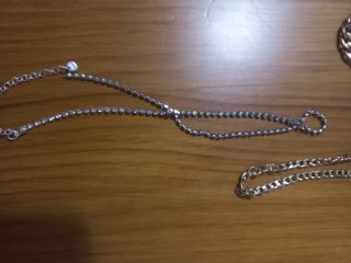 Lote de collares y pulsera