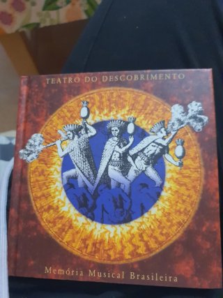 Libro y CD Teatro do Descobrimento
