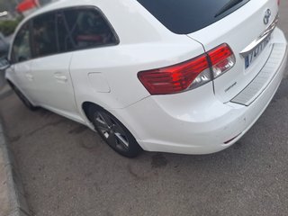 Toyota Avensis 2014