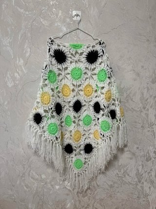 Toquilla tejida a mano por encargo