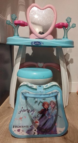 Tocador Frozen con maletín
