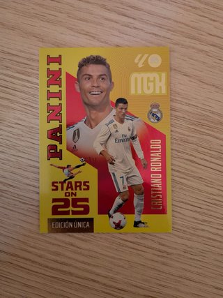 C. Ronaldo Stars on 25 Megacracks 2026-27 Panini.