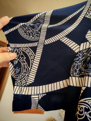 Camiseta Veraniega Griega Azul y Blanca