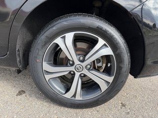 Nissan Pulsar 2015