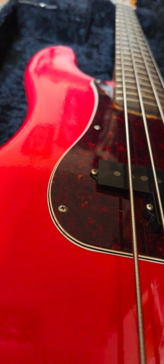 Cambio Fender Vintera II Precision Bass Road Worn