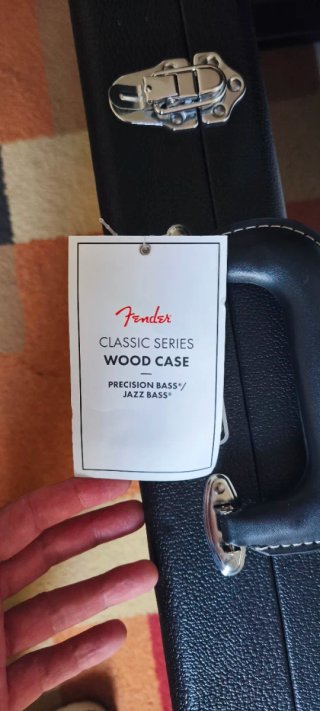 Cambio Fender Vintera II Precision Bass Road Worn
