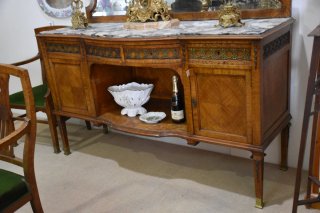 Antiguo comedor de caoba rubia