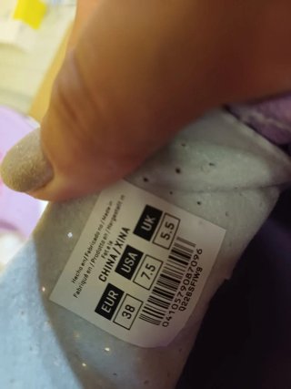 Tênis Fila Roxo com Laranja