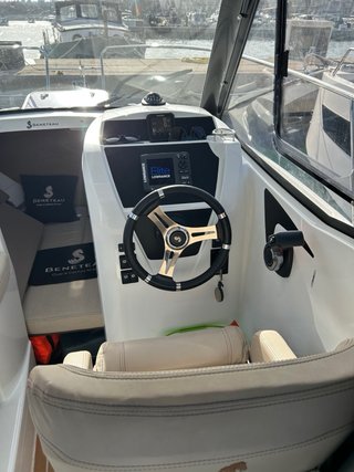 Barco Beneteau 580