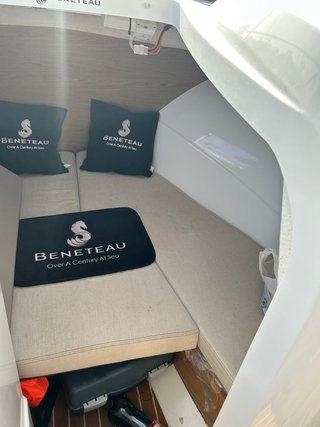 Barco Beneteau 580