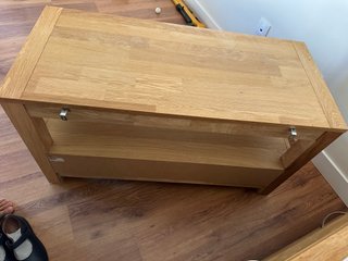 Mueble TV HAGE Royal Oak 102cm 2 cajones