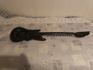 Chitarra gonfiabile fantasy nera