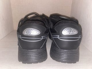 Zapatillas Negras Reflectantes Nuevas