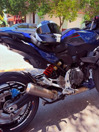 BMW F900XR Adventure Moto Azul