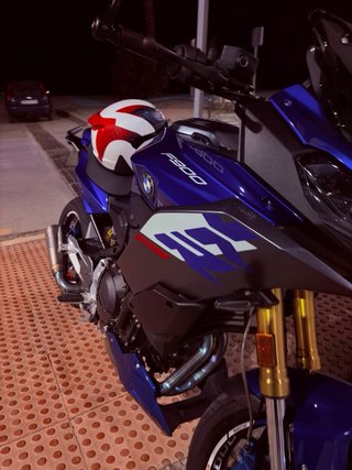 BMW F900XR Adventure Moto Azul