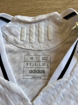Camiseta Real Madrid 2024/25 Jugador Talla M