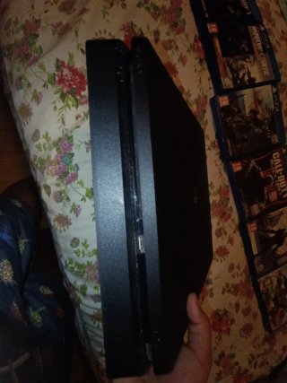 PS4 (PlayStation 4) Negra