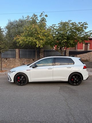 Volkswagen Golf 2021