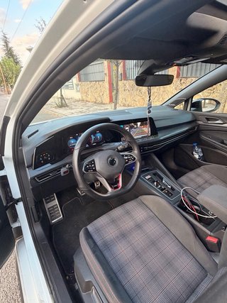 Volkswagen Golf 2021