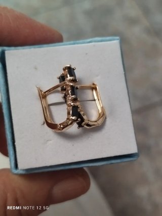 Pendientes oro circonitas negras
