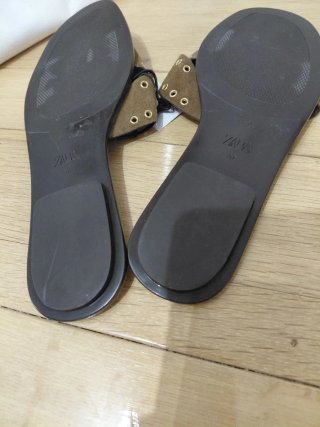 Sandalias planas Zara Leather, sin uso
