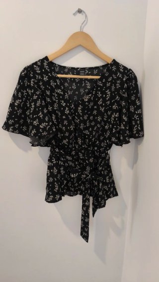 Camiseta SHEIN floral M