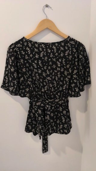 Camiseta SHEIN floral M