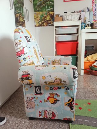 Sillón infantil tela piratas