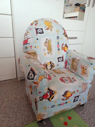 Sillón infantil tela piratas