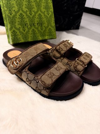 Sandalias Gucci Beige y Marrón
