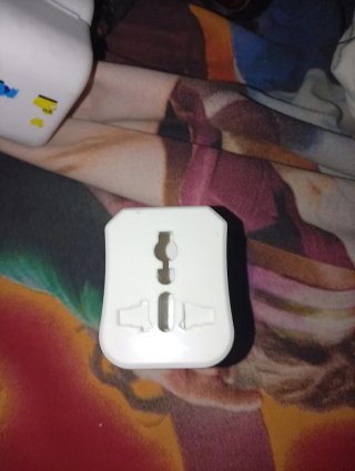 Adaptador de enchufe universal blanco