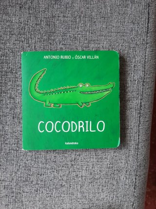 Pack libros LUNA,COCODRILO,VEO VEO,CINC
