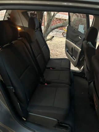 Toyota Corolla Verso- 7 plazas