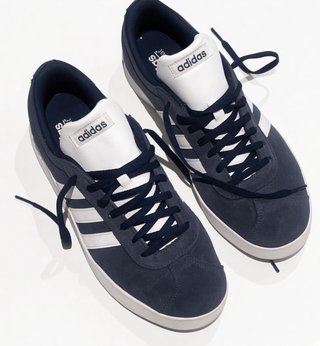 Zapatos Adidas Azul Marino y Blanco