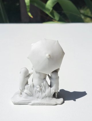 Figura Vintage Perros Paraguas Porcelana