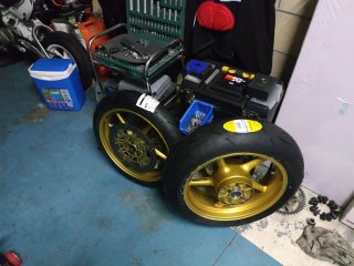 Triumph Daytona 675 SE - Pack Circuito + Calle