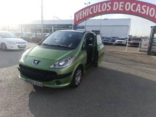 Peugeot 1007 2005