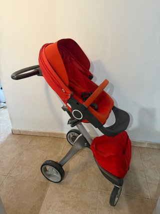 Carrito Bebé Stokke Rojo
