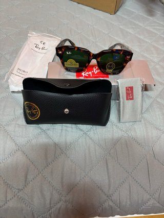 Gafas de sol Ray-Ban marrones nuevas
