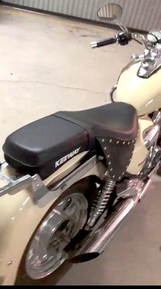 Keeway Superlight 125 Cruiser Beige/Negra