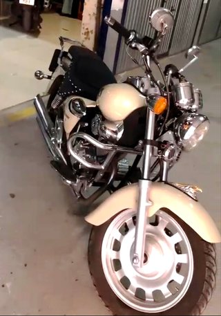 Keeway Superlight 125 Cruiser Beige/Negra