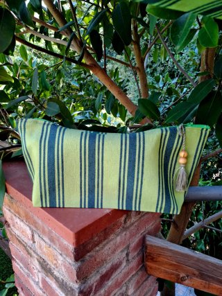 Bolsa de playa y neceser rayas