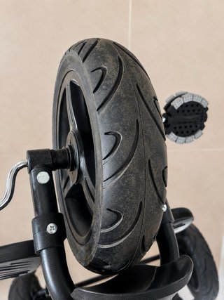 Triciclo Evolutivo Kinderkraft Aveo Gris