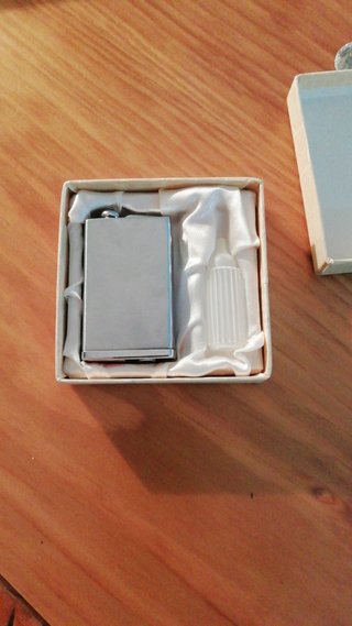 Vaporizador de perfume antiguo nacarado