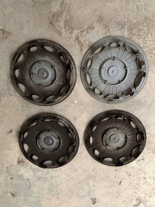 Set 4 copricerchi BMW e36 e34 e39 e45 da 15”