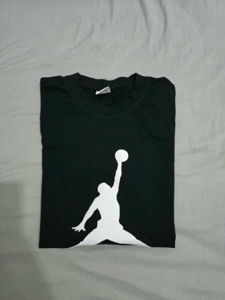 Camiseta negra estilo streetwear / básquet -TallaM