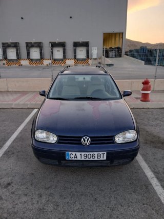 Volkswagen Golf 2000