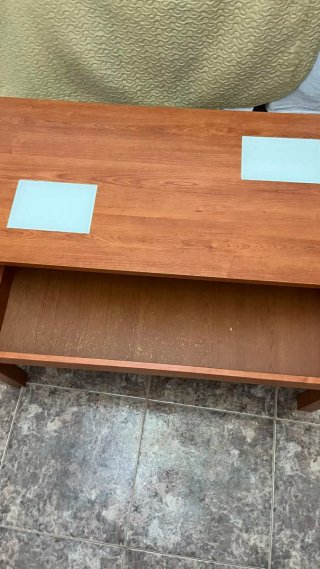 Mesa de salón elevable de madera