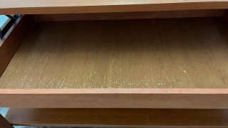 Mesa de salón elevable de madera