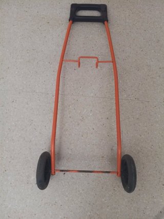 Carro para bombona de gas naranja